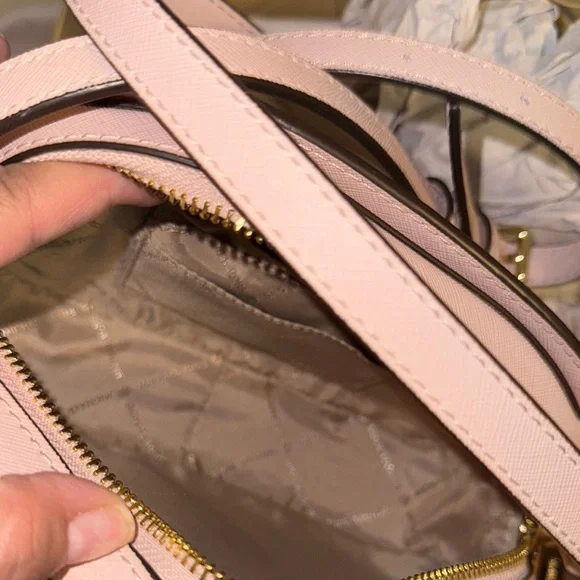 Michael Kors Cream and Pink Crossbody Bag with Gold Hardware - Picture 3 of 3